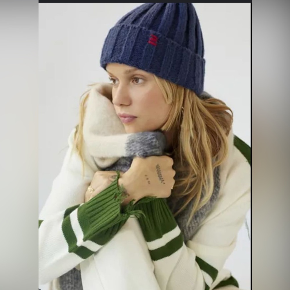 Urban Outfitters BDG Stitched Fisherman Beanie. NWT Orange - Picture 6 of 8